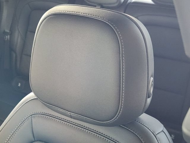 2027 Chevrolet Equinox LT - Photo 11