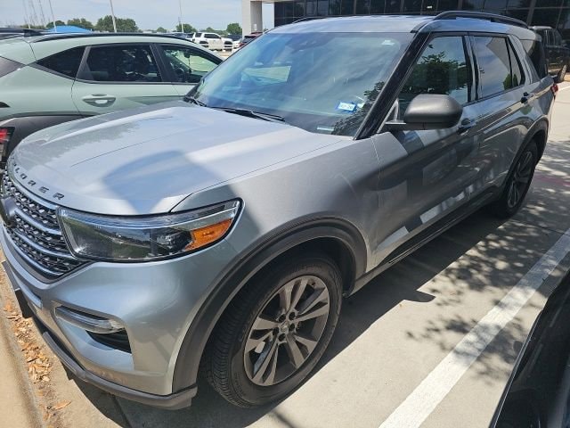 2021 Ford Explorer XLT RWD's photo