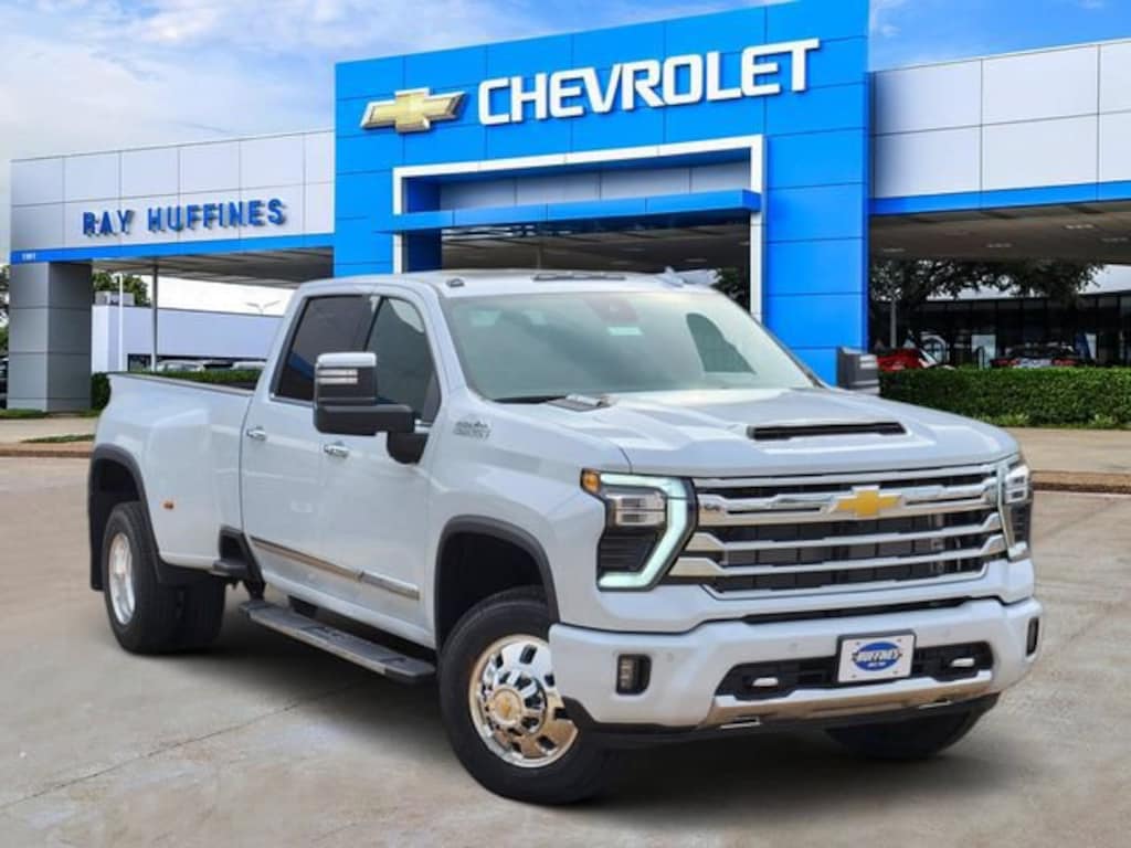 New 2026 Chevrolet Silverado 3500 HD High Country DRW Truck Crew Cab
