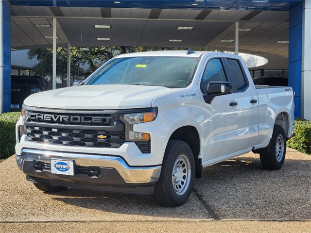 2025 Chevrolet Silverado 1500 photo 2