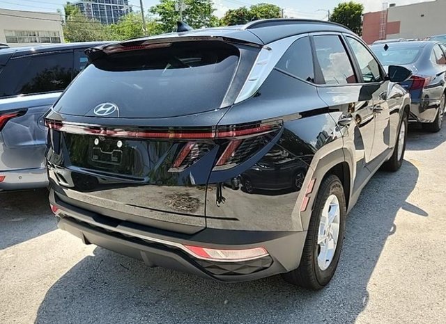 2023 Hyundai Tucson SEL photo 3