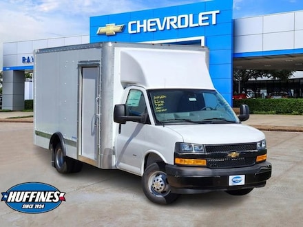 2025 Chevrolet Express Cutaway 3500 1WT Cutaway Van