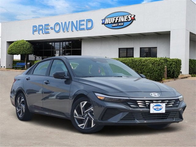 2025 Hyundai Elantra SEL