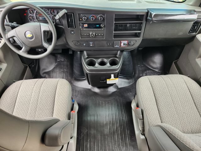 2026 Chevrolet Express Cargo Work Van - Photo 22