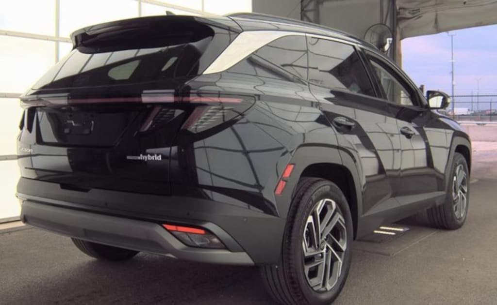 Used 2025 Hyundai Tucson Hybrid Limited SUV