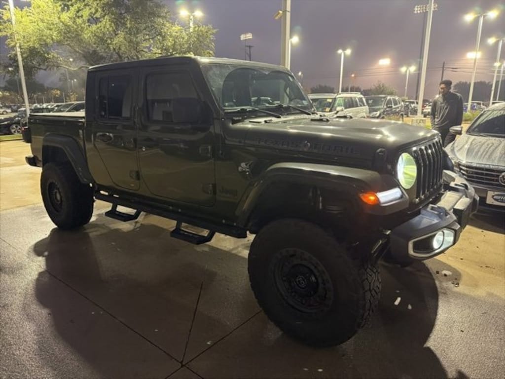 Used 2022 Jeep Gladiator Texas Trail Truck Crew Cab
