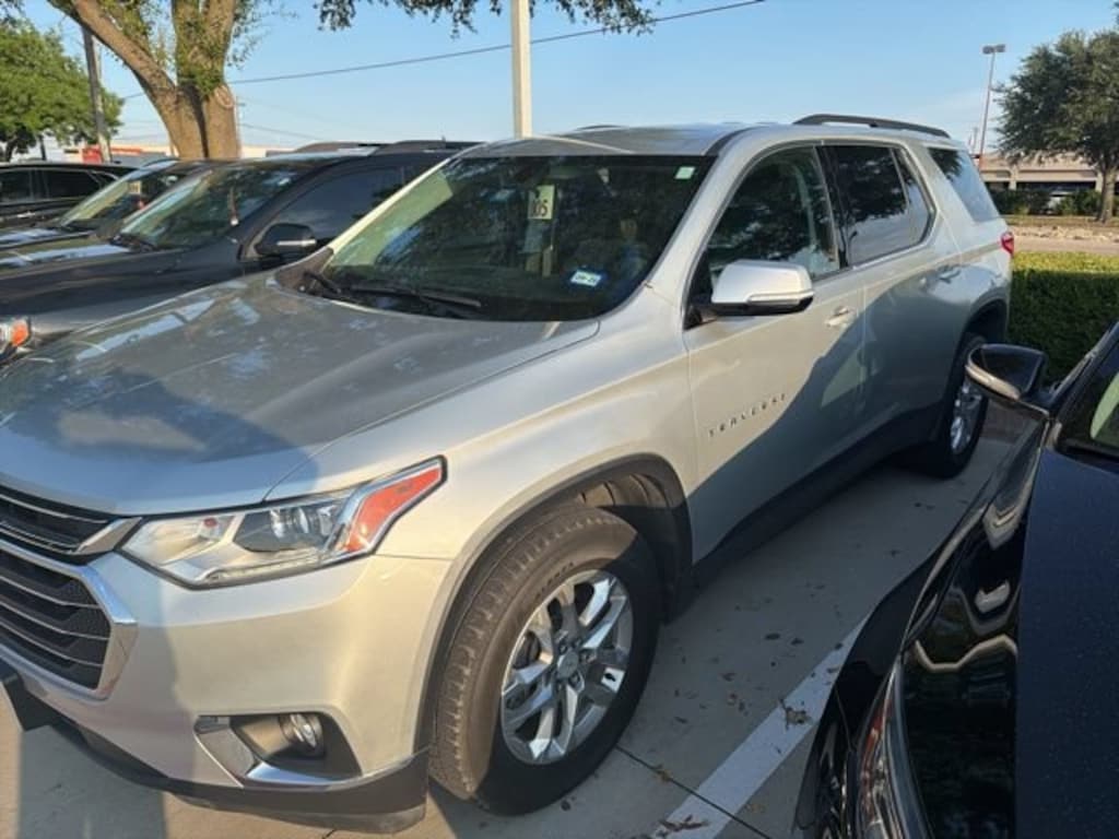 Used 2020 Chevrolet Traverse LT Leather SUV