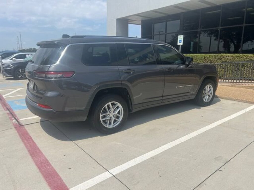 Used 2021 Jeep Grand Cherokee L Laredo 4x4 SUV