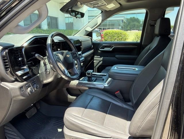 2022 Chevrolet Silverado 1500 LTZ - Photo 8