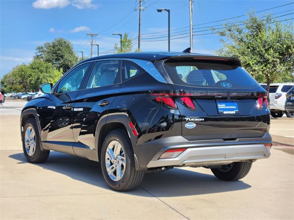 Used 2025 Hyundai Tucson SE SUV