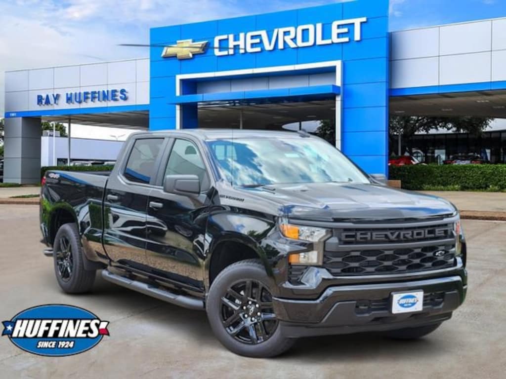 New 2026 Chevrolet Silverado 1500 Custom Truck Crew Cab