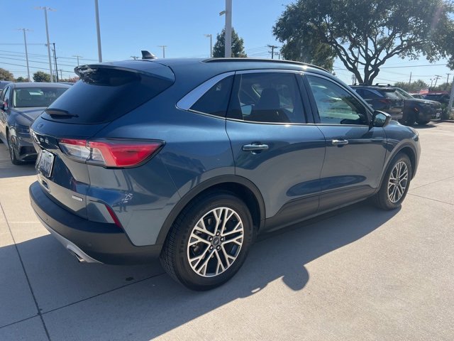 2020 Ford Escape SEL photo 2