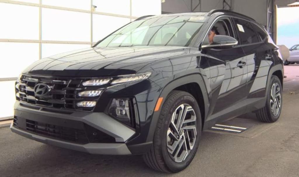 Used 2025 Hyundai Tucson Hybrid Limited SUV
