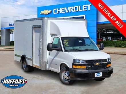 2025 Chevrolet Express Cutaway 3500 1WT Cutaway Van