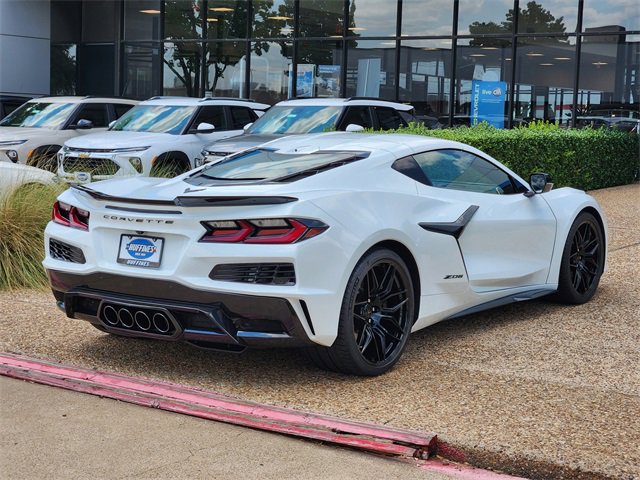 2025 Chevrolet Corvette Z06 3LZ photo 4