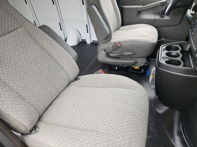 2026 Chevrolet Express Cargo Work Van - Photo 12