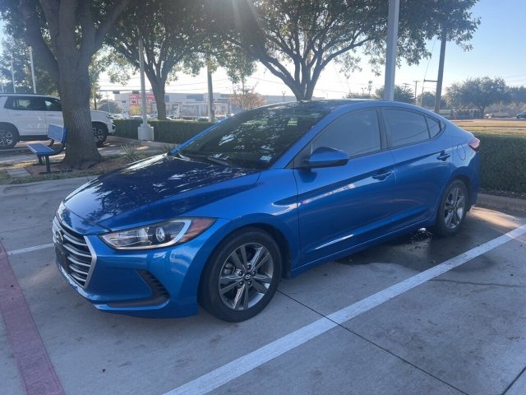 Used 2017 Hyundai Elantra SE Sedan