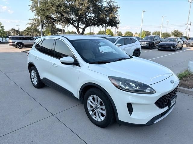 Used 2020 Ford Escape SE with VIN 1FMCU0G64LUA32213 for sale in Plano, TX