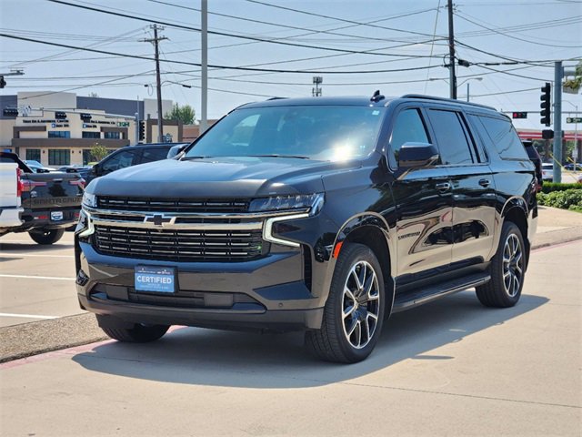 Certified 2022 Chevrolet Suburban RST with VIN 1GNSKEKD4NR271377 for sale in Plano, TX