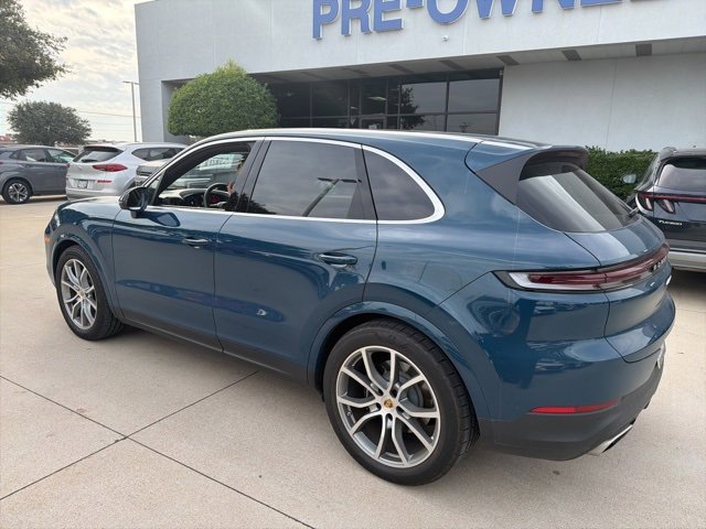 2024 Porsche Cayenne photo 4