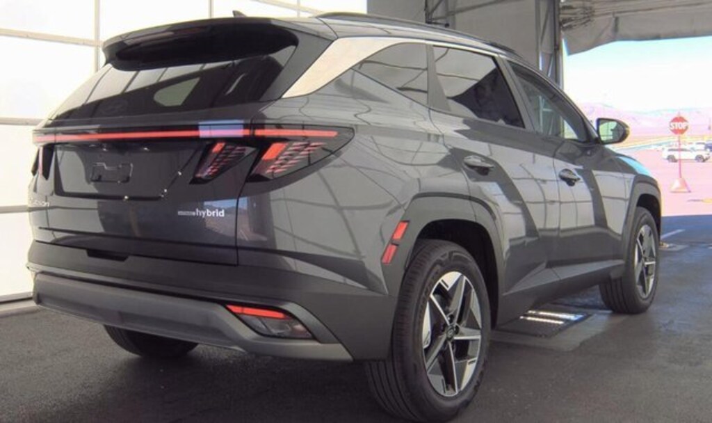 Used 2025 Hyundai Tucson Hybrid SEL Convenience SUV