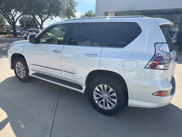 2017 Lexus GX 460 photo 3