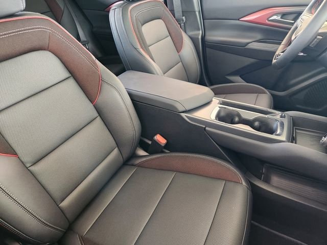2026 Chevrolet Equinox EV RS - Photo 11