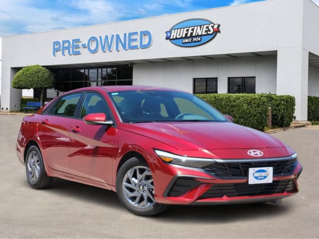 Used 2024 Hyundai Elantra SEL Sedan