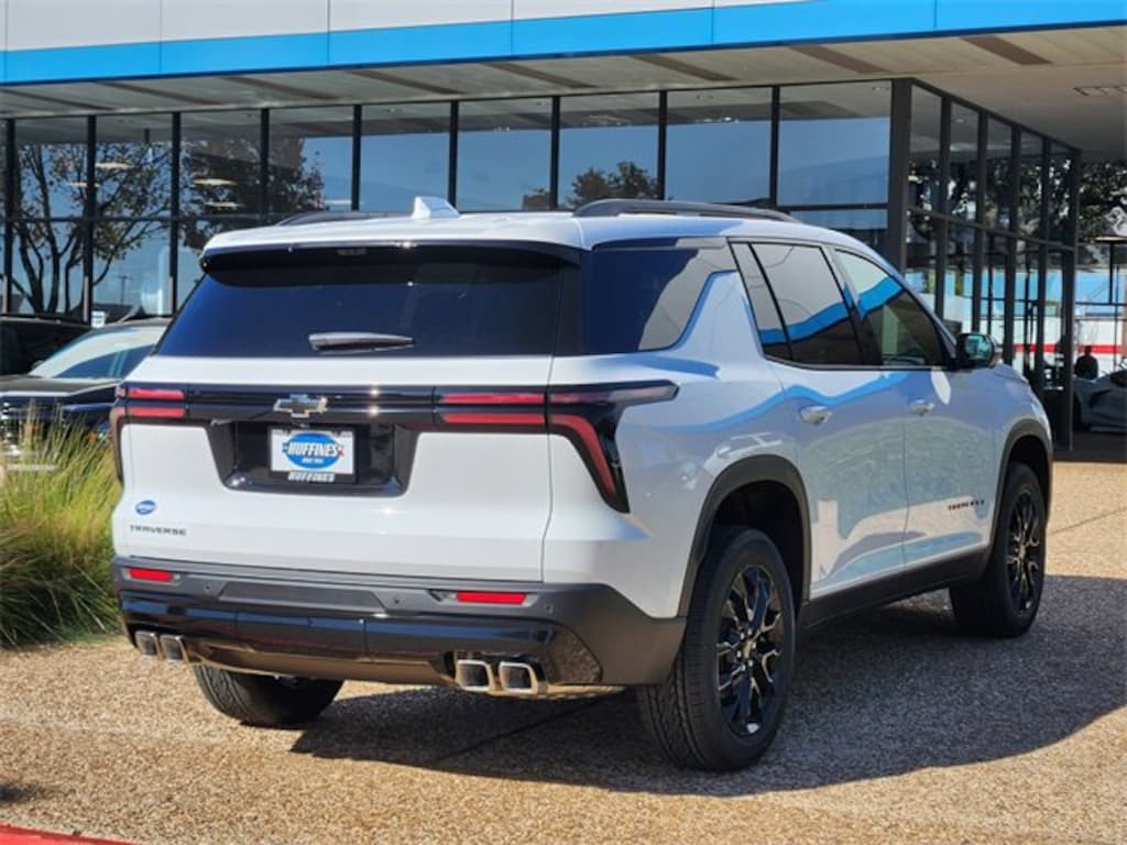 New 2026 Chevrolet Traverse LT SUV