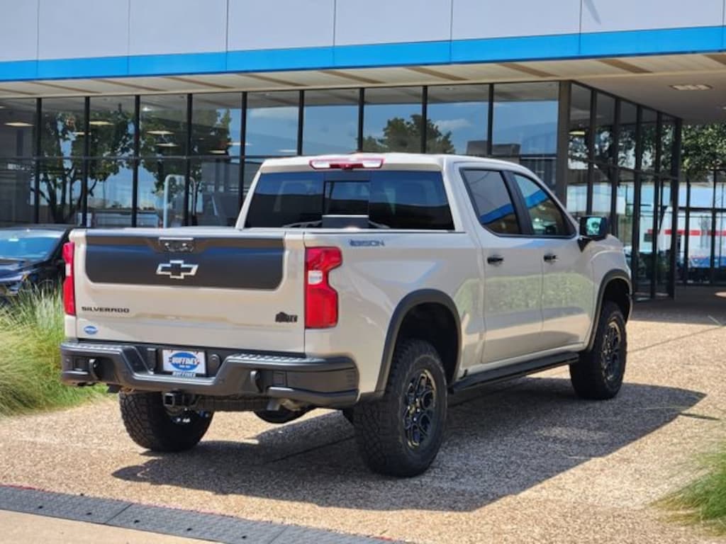 New 2026 Chevrolet Silverado 1500 ZR2 Truck Crew Cab