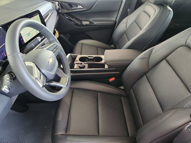 2027 Chevrolet Equinox LT - Photo 9