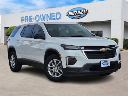 2023 Chevrolet Traverse LS SUV