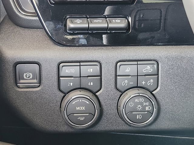 2026 Chevrolet Silverado 2500 HD ZR2 - Photo 19