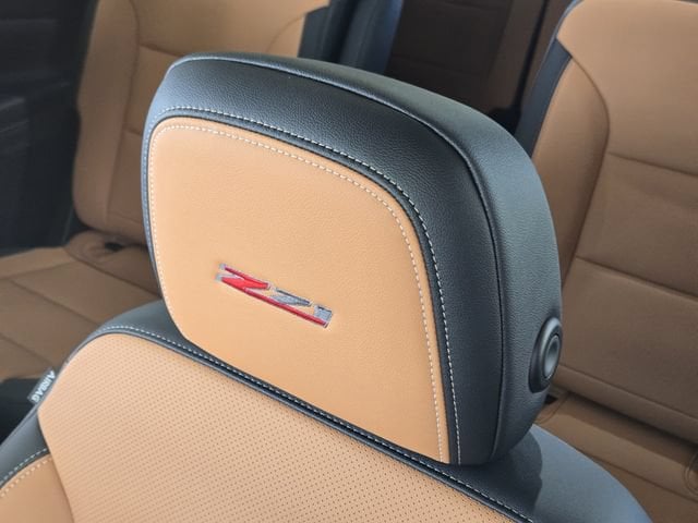 2027 Chevrolet Traverse Z71 - Photo 12