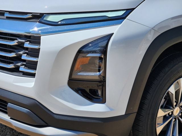 2027 Chevrolet Equinox LT - Photo 6
