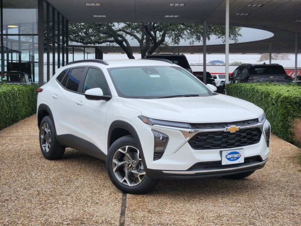 New 2026 Chevrolet Trax LT SUV