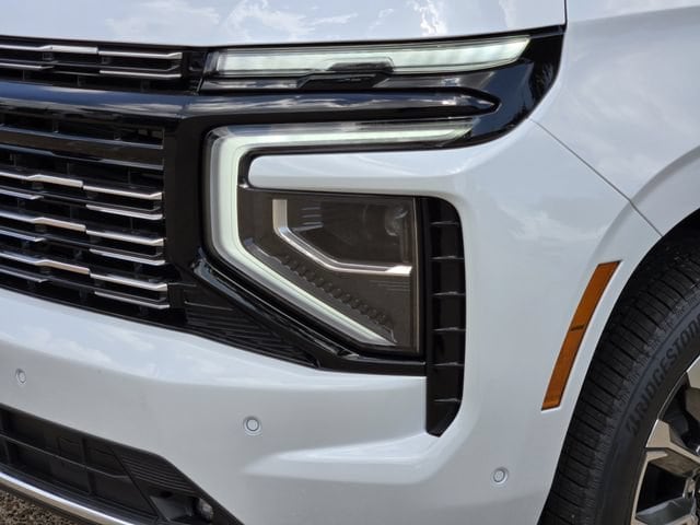2026 Chevrolet Suburban High Country - Photo 6