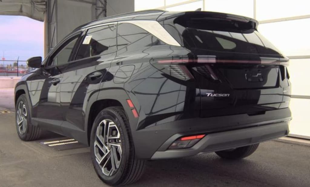 Used 2025 Hyundai Tucson Hybrid Limited SUV