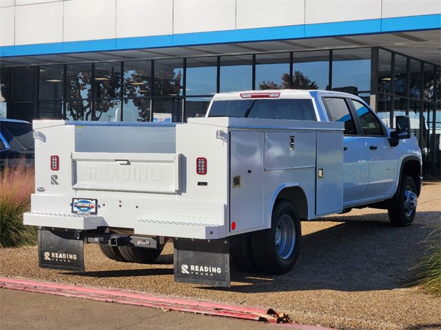 2024 Chevrolet Silverado 3500HD Work Truck photo 3