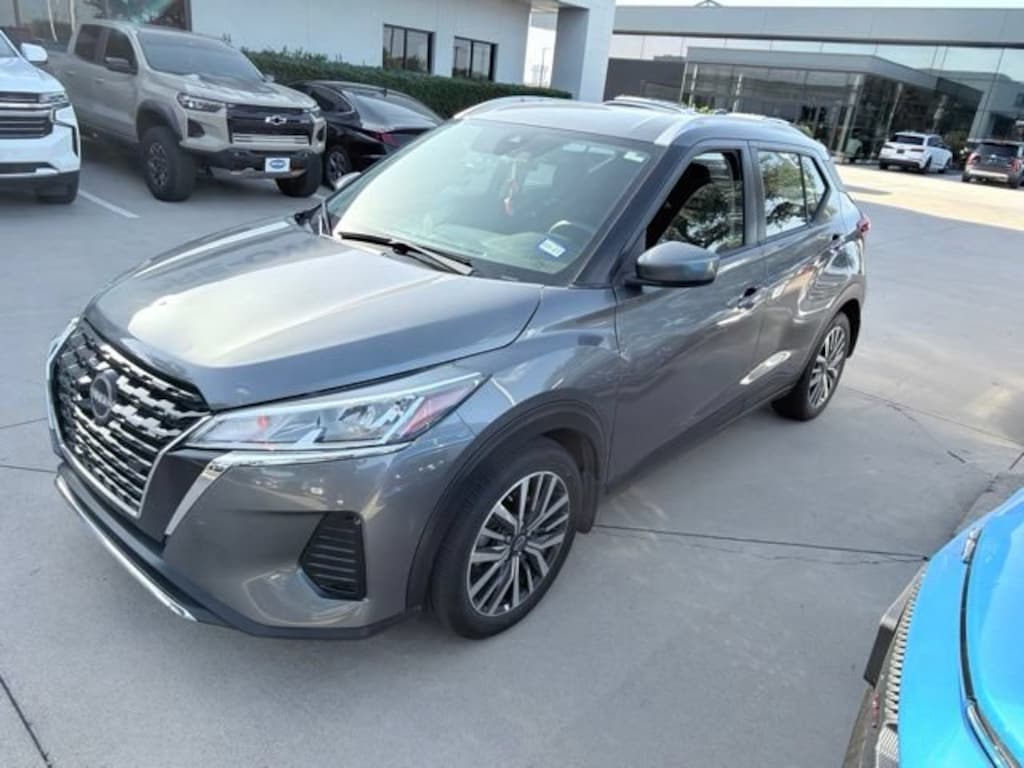 Used 2023 Nissan Kicks SV Xtronic CVT SUV