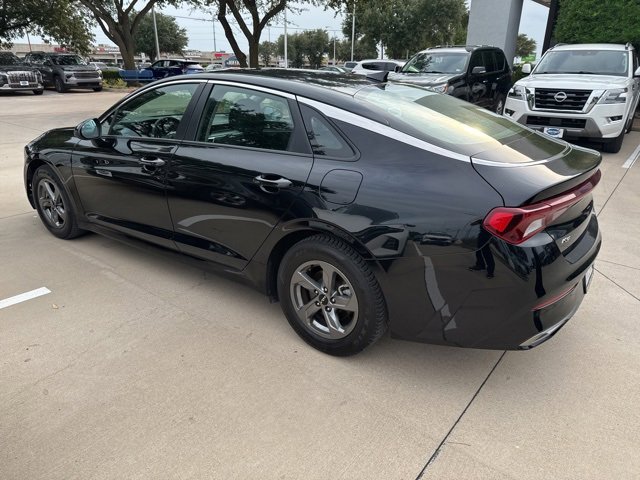 2022 Kia K5 LXS photo 2