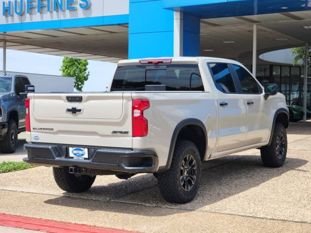 New 2026 Chevrolet Silverado 1500 ZR2 Truck Crew Cab