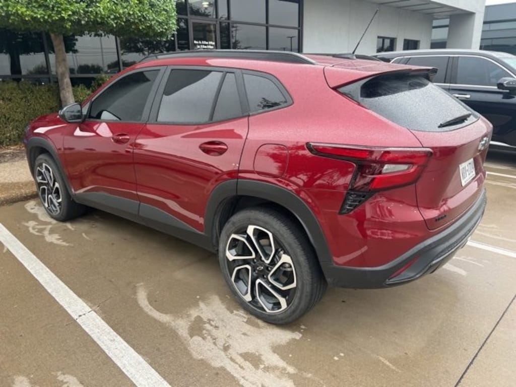 Certified 2025 Chevrolet Trax 2RS SUV