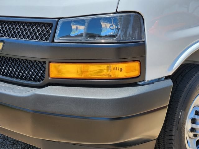 2026 Chevrolet Express Cargo Work Van - Photo 8