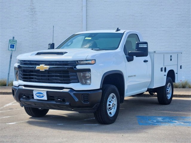 2024 Chevrolet Silverado 2500HD photo 2