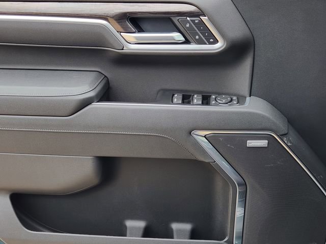 2026 Chevrolet Silverado 1500 LTZ - Photo 18
