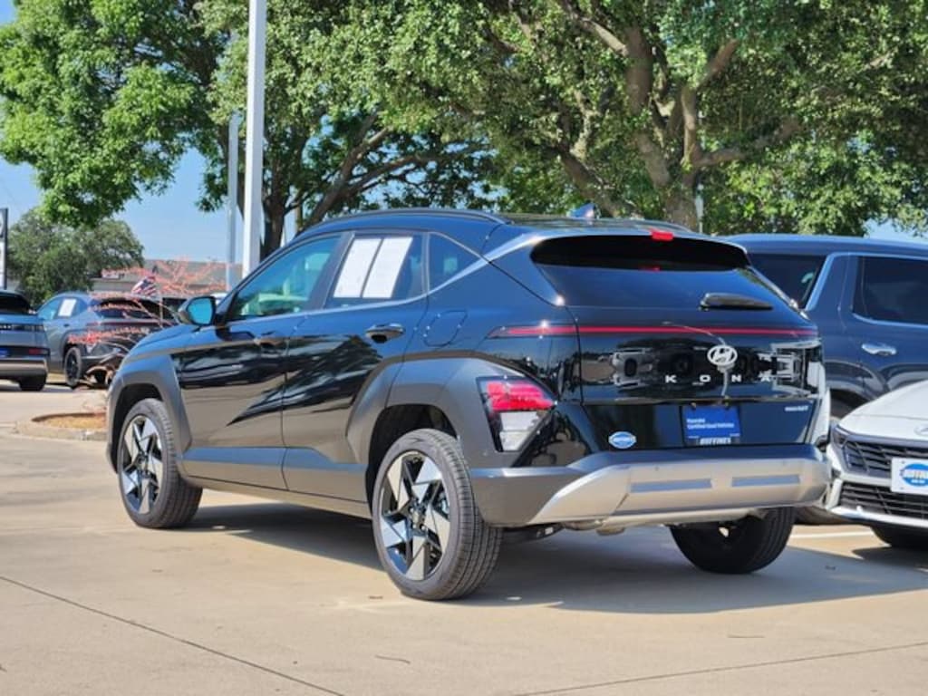 Used 2025 Hyundai Kona Limited SUV