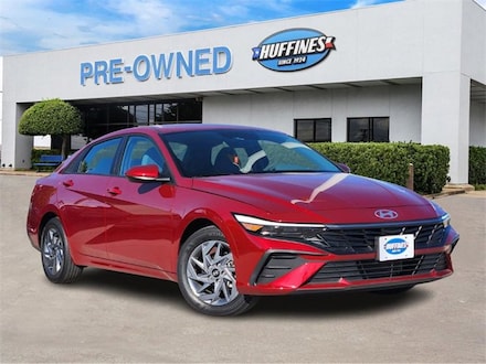 2024 Hyundai Elantra SEL Sedan