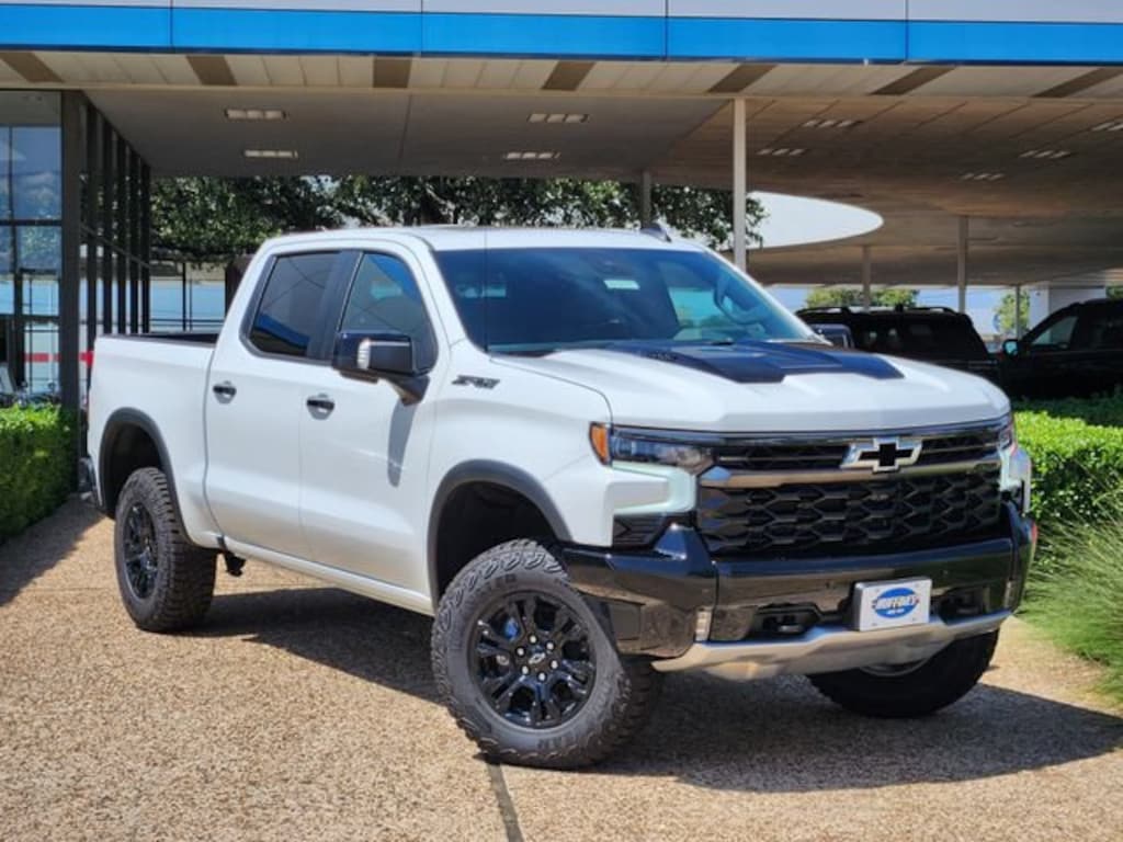 New 2026 Chevrolet Silverado 1500 ZR2 Truck Crew Cab