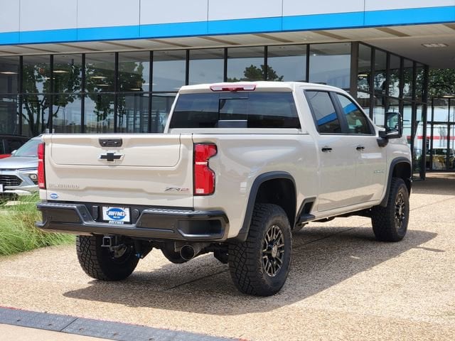 2026 Chevrolet Silverado 2500 HD ZR2 - Photo 4